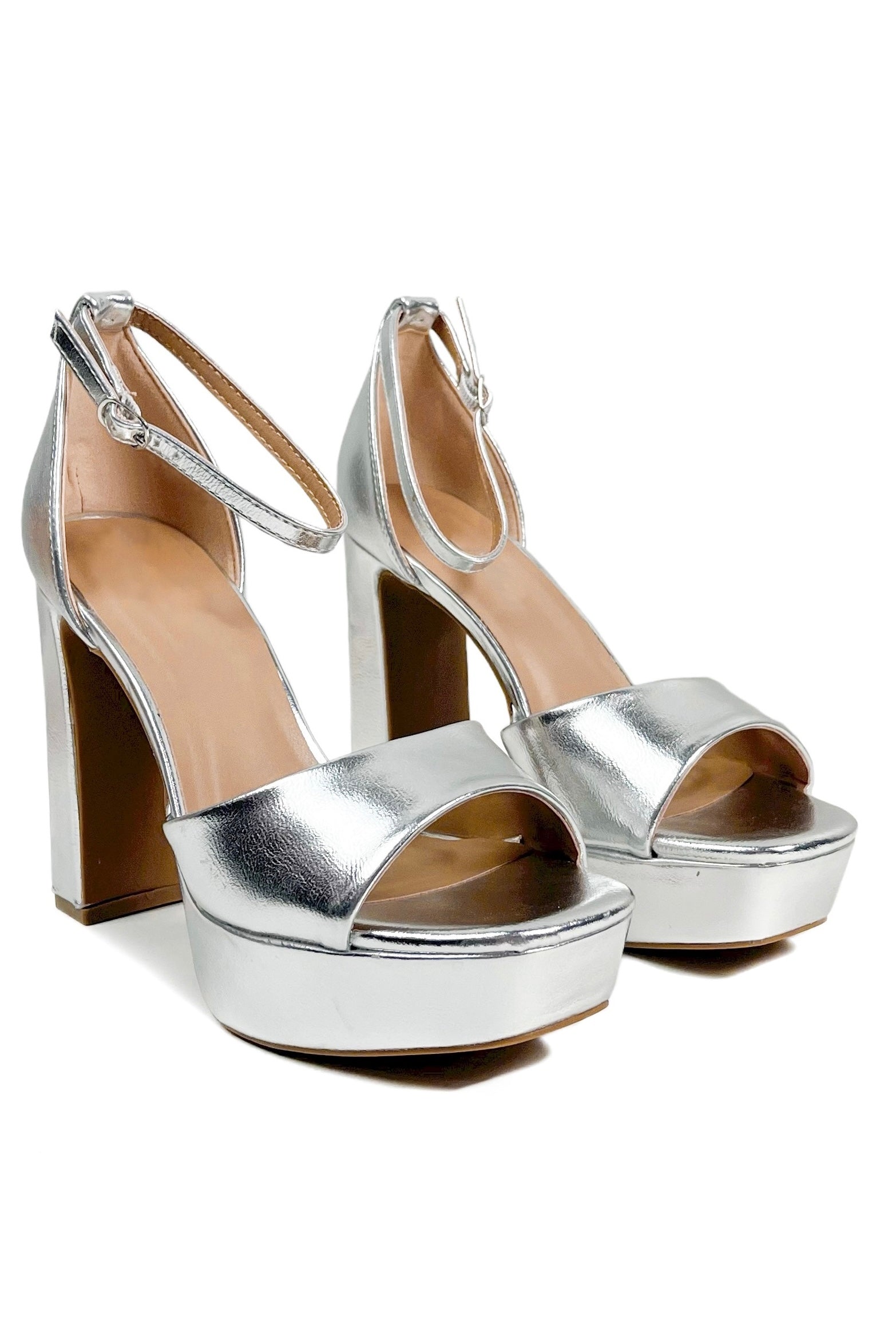 VALENTINO GARAVANI: Tan-Go Platform Pumps in laminated patent leather -  Silver | Valentino Garavani high heel shoes 3W2S0DQ3SSH online at GIGLIO.COM