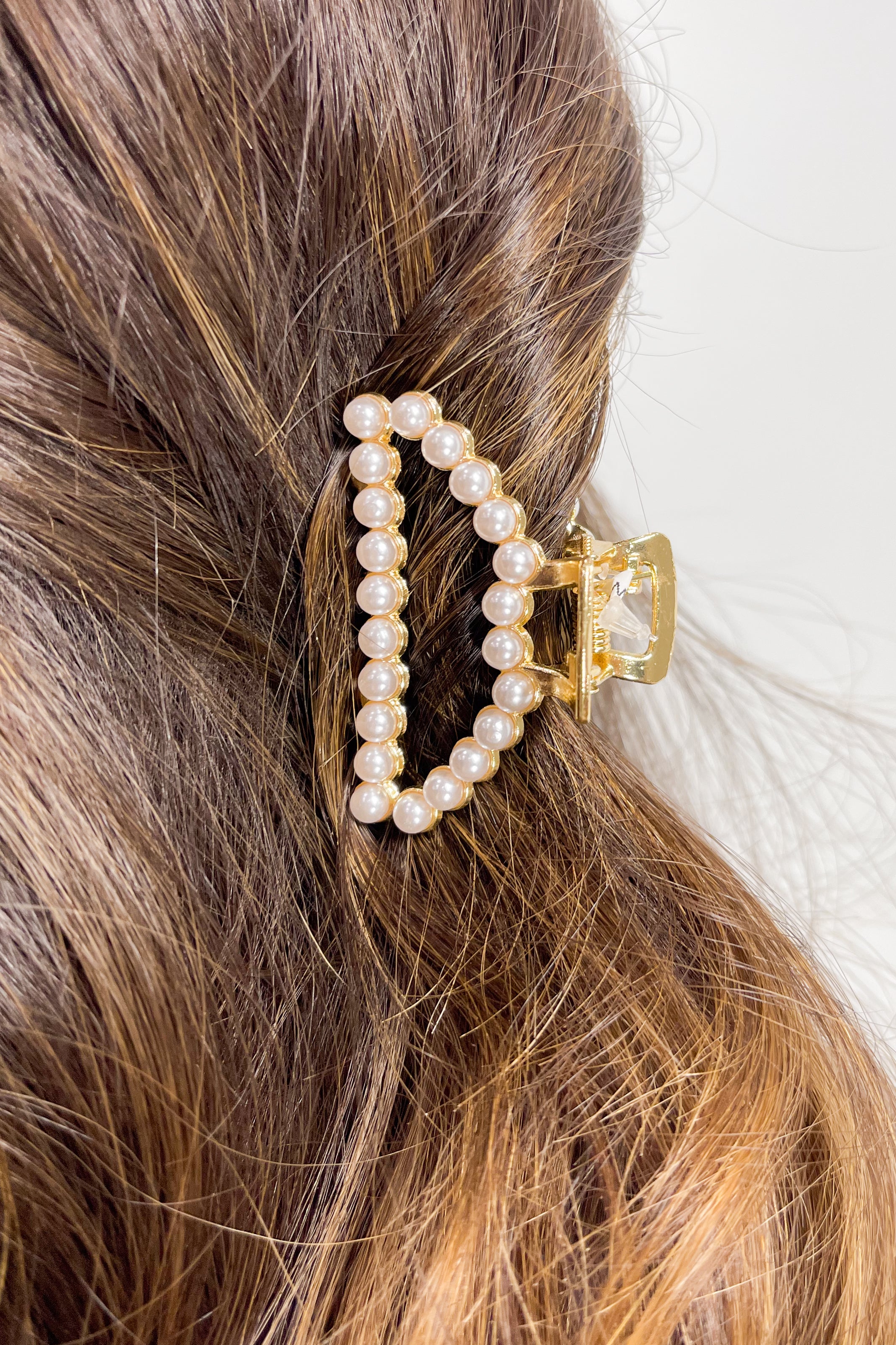 Small Pearl hair clip