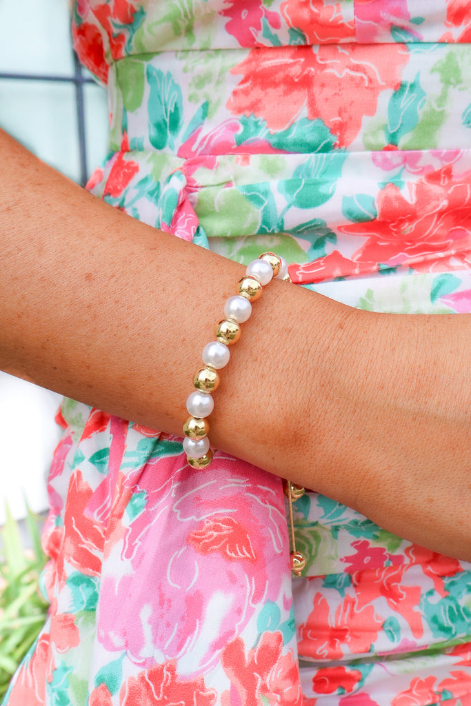 adjustable pearl bracelet